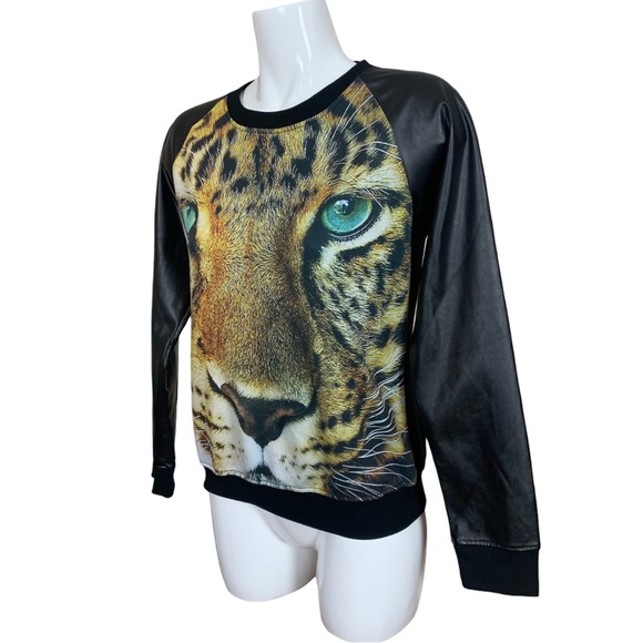 Soho Babe Leopard Face Crew Neck Sweatshirt with Faux Leather Sleeves Large - Picture 2 of 10